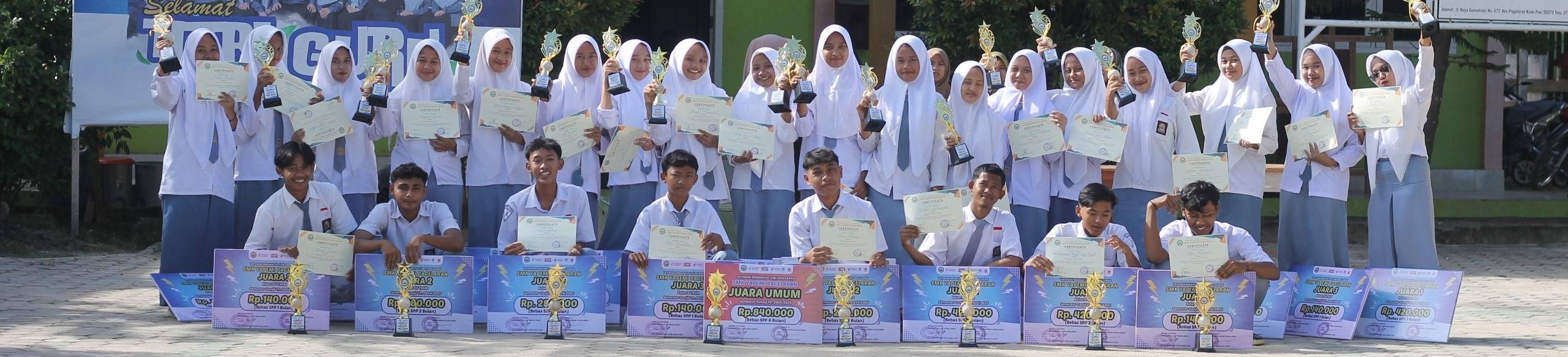 Siswa Siswi Berprestasi